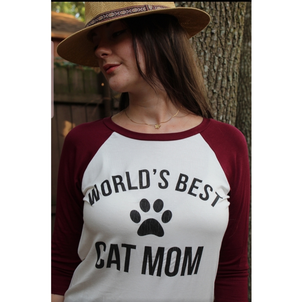"World's Best Cat Mom" Graphic 3/4 Sleeve Tee